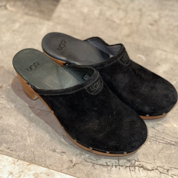 UGG Abbie Black Suede Wooden Clog Mules • Size 6 - Picture 2 of 11